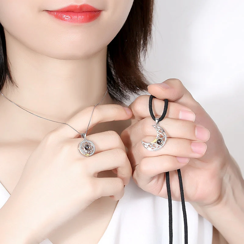 100 Languages I Love You Projection Couple Necklace - Image 4