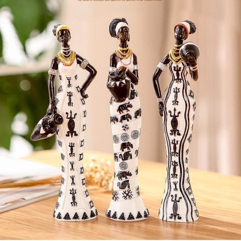 3 Women Art Love Figurine - Image 6