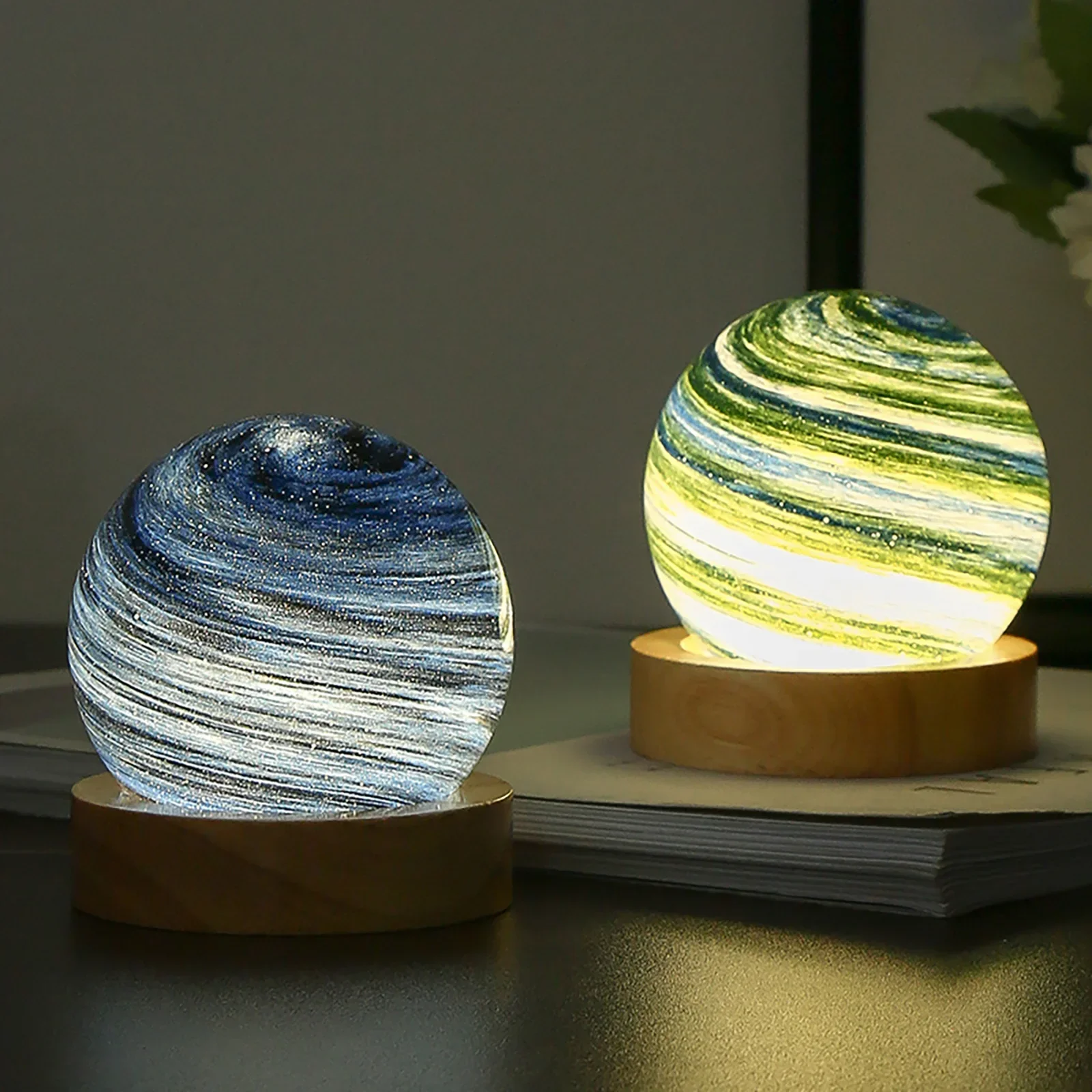3D Crystal Planets Atmosphere Night Lamp - Image 4