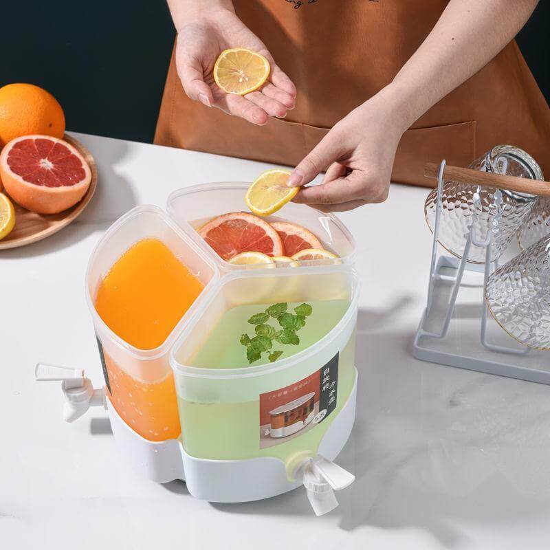 5200ML Rotating Multi Drink Dispenser - Image 11
