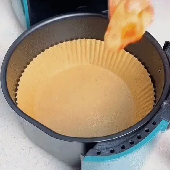 Air Fryer Disposable Oil Absorbing Baking Paper - Image 3