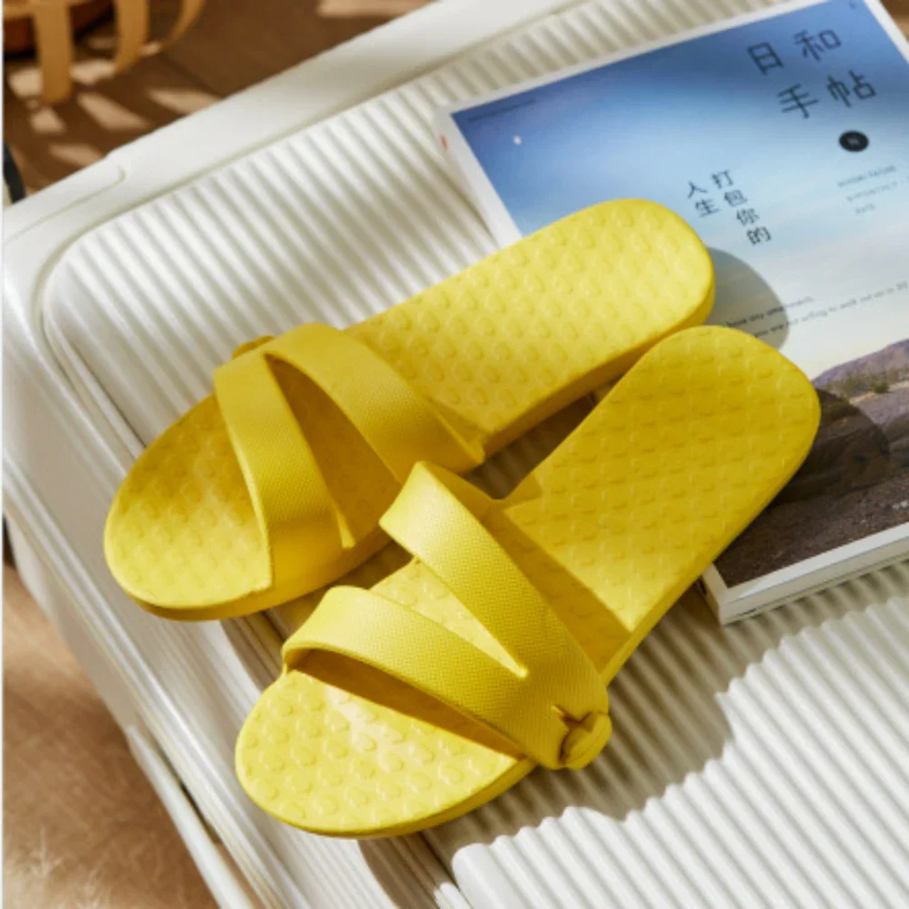 All Season Colorful Foldable Travel Slippers - Image 7
