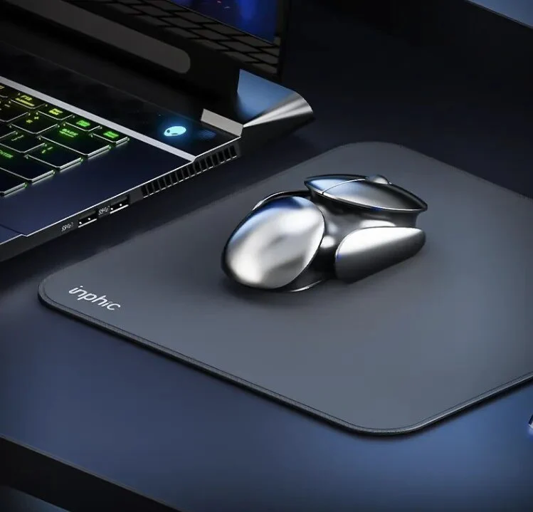 Aluminum Space Ship Wireless Gaming Mouse - Image 6