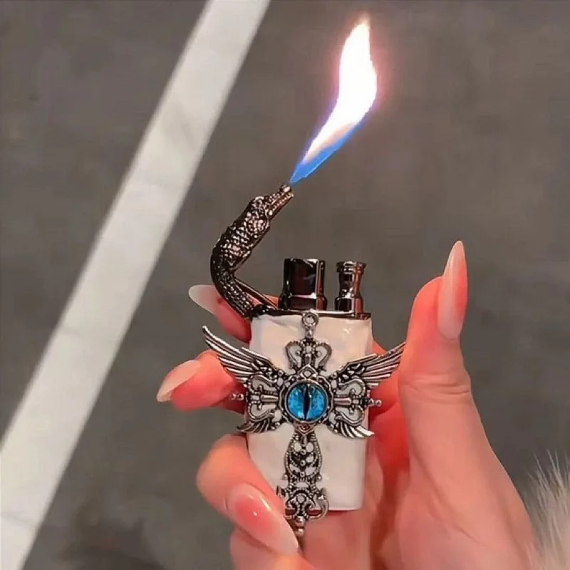 Angel Wings Vintage Double Flame Lighter - Image 3