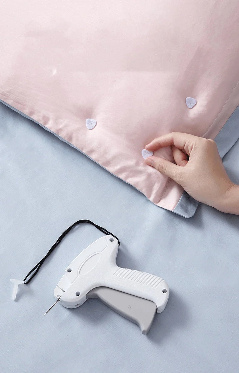 Anti-Slip Duvet Cover Clip Set - Image 6
