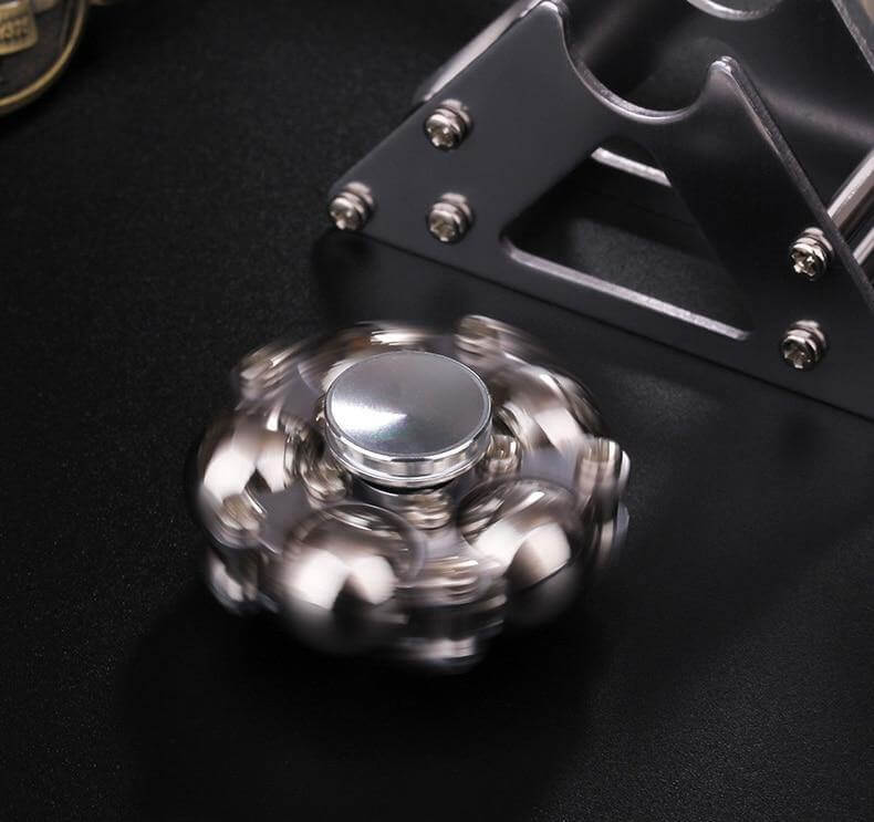Anti-stress Metal Triangle New Fidget Spinner - Image 3
