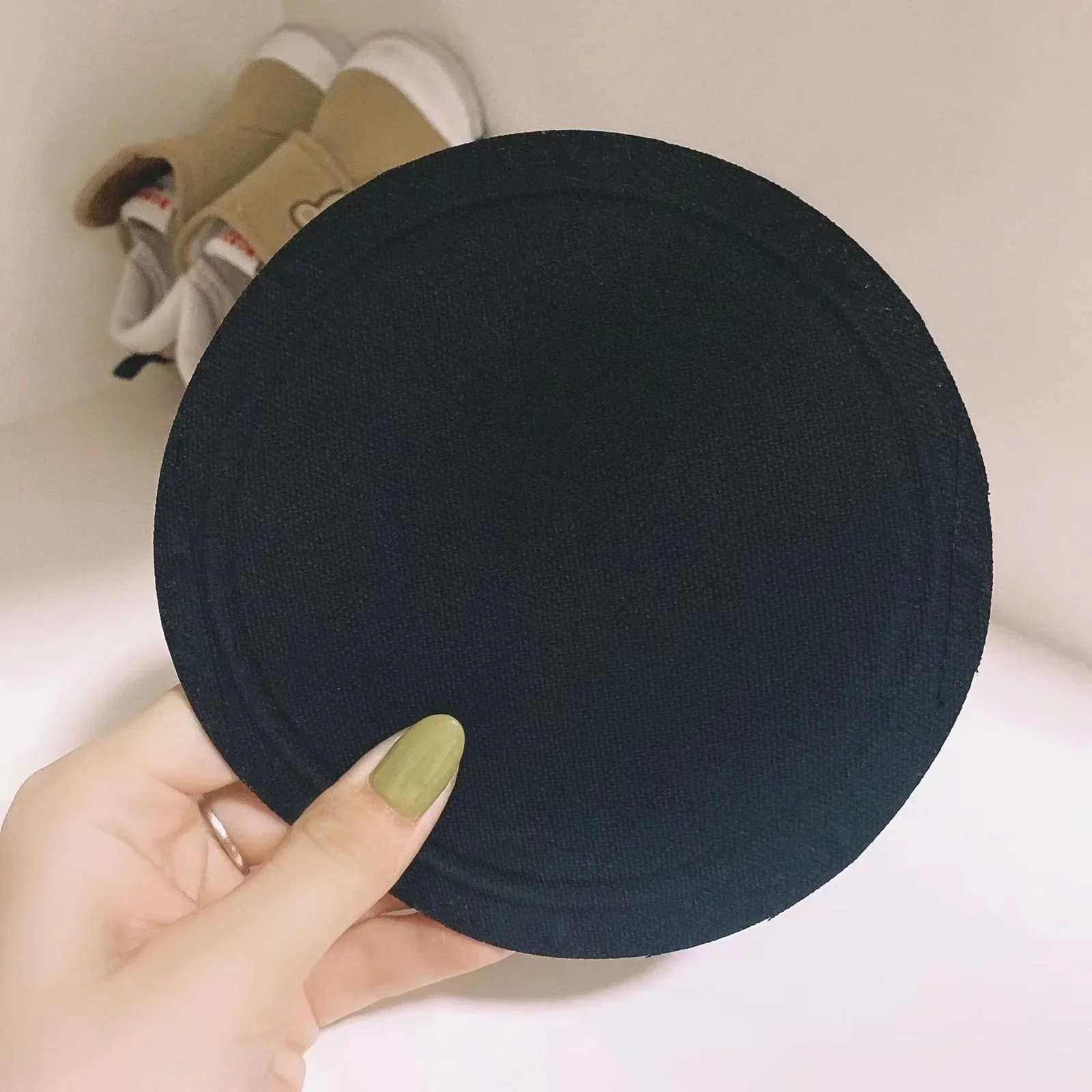 Bath Glove Ergonomic Painless Skin Scrubber - Image 3