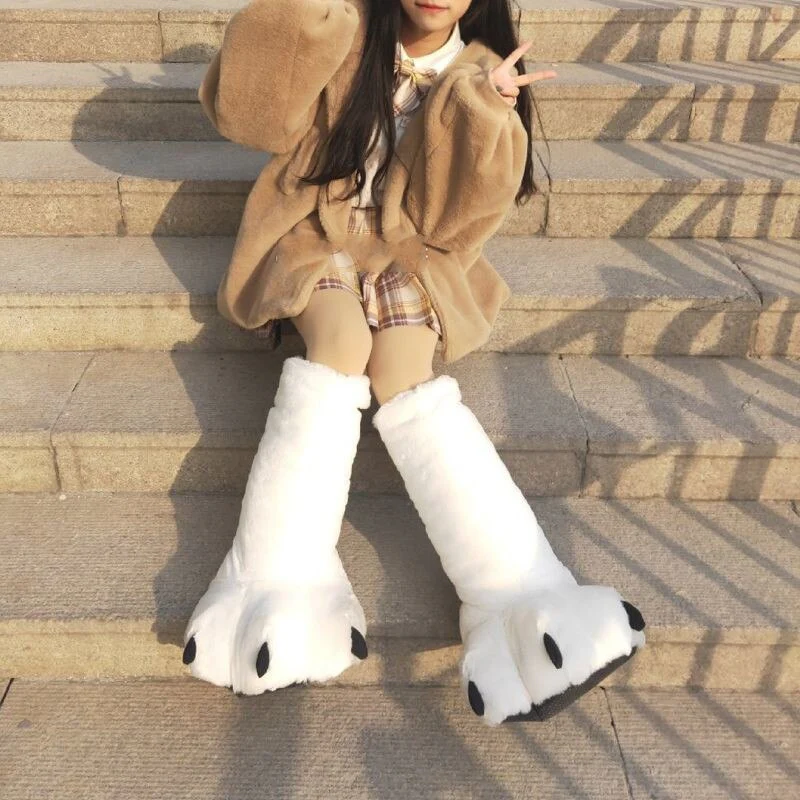 Bear Claw Winter Furry Slippers - Image 3