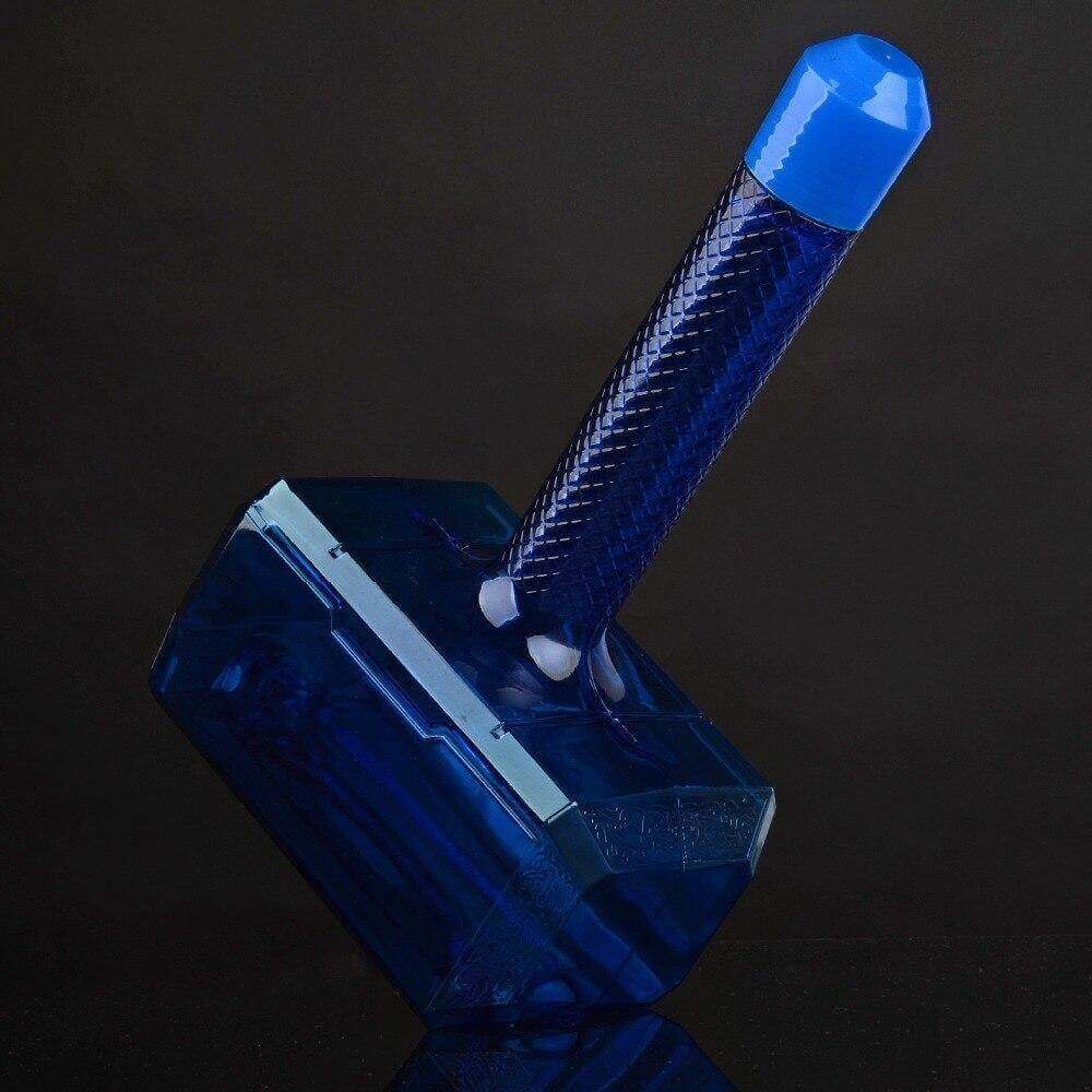 Big Capacity Hammer Shape Water Bottle - Image 3