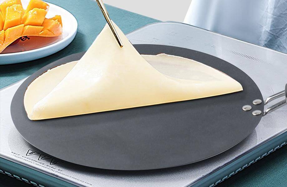 Black Iron Round Non-stick Pancake Pan - Image 8
