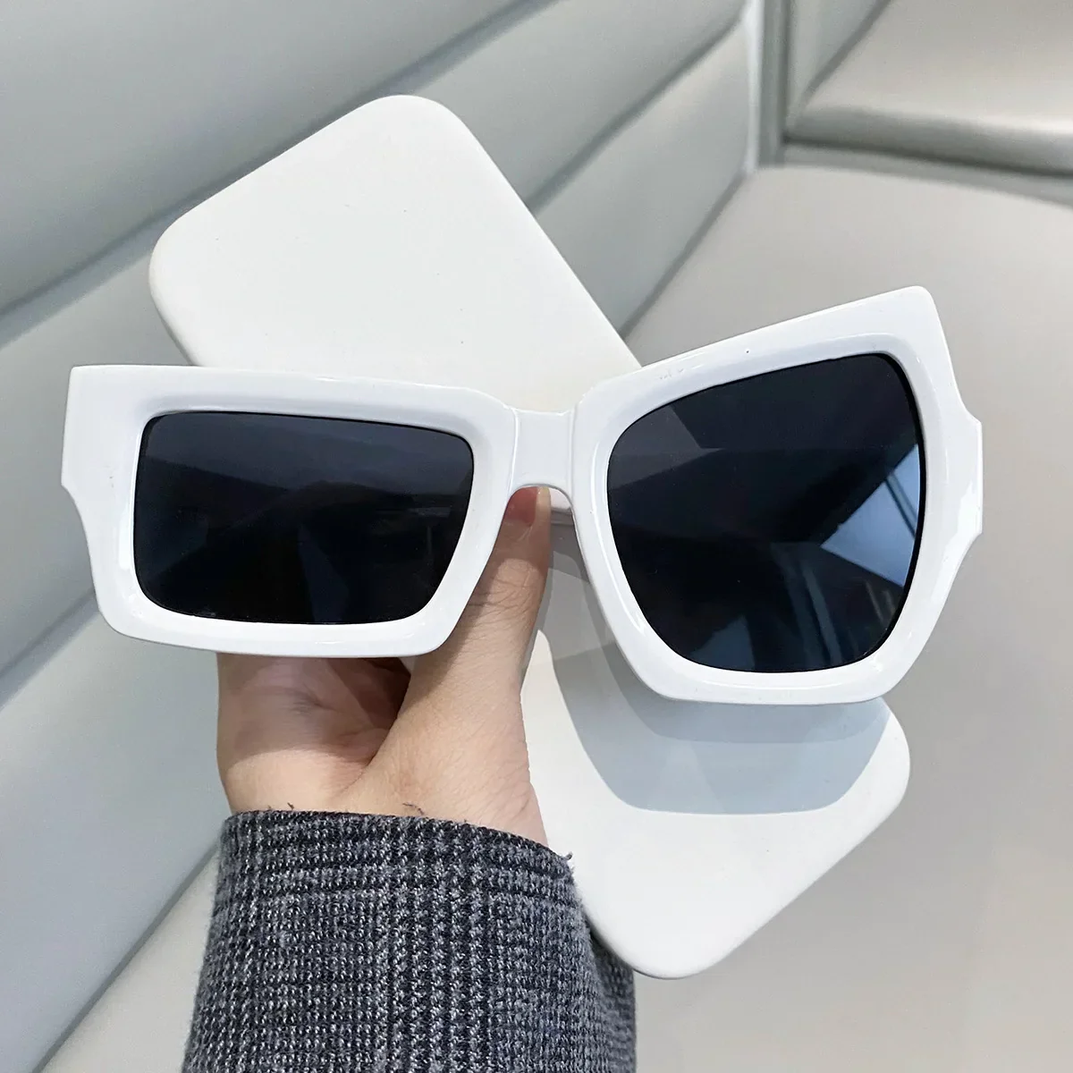 Bold Eye Geometric Sunglasses - Image 10