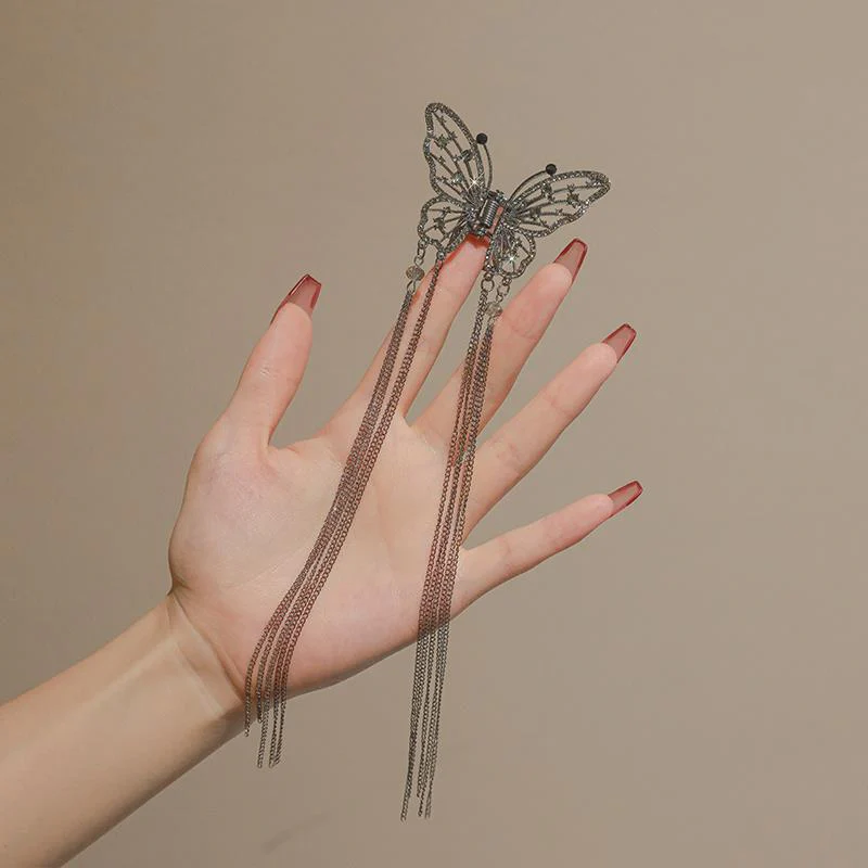 Butterfly Freedom Pearl Tassel Hair Claw - Image 6