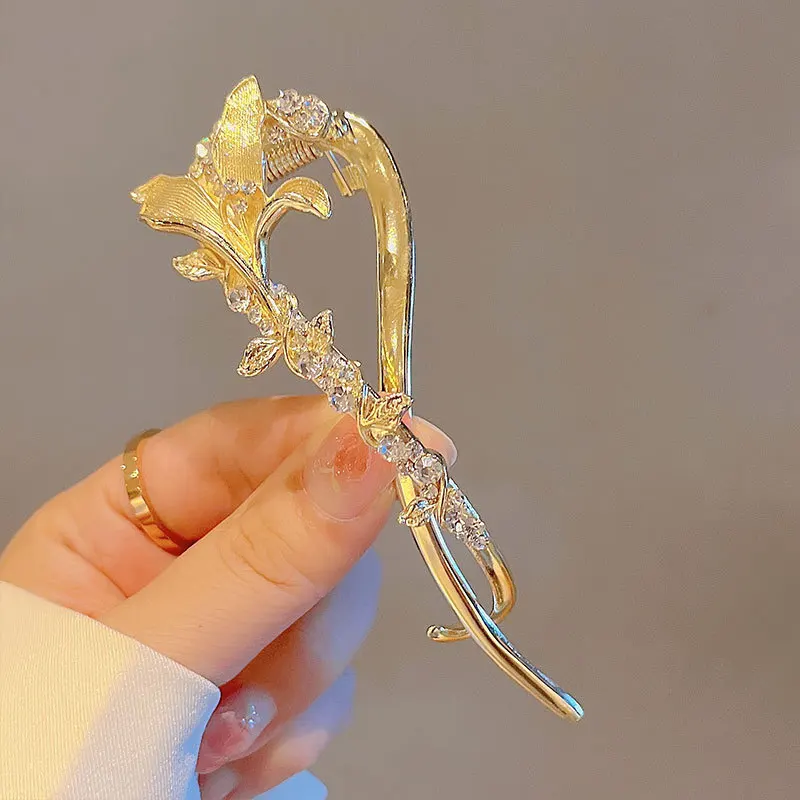 Butterfly Spark Zircon Flower Hairpin - Image 12