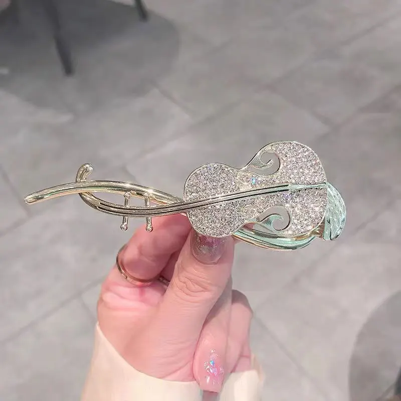 Butterfly Spark Zircon Flower Hairpin - Image 13