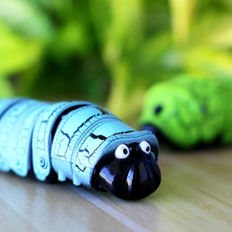 Caterpillar Remote Control Simulation Robot Toy - Image 2