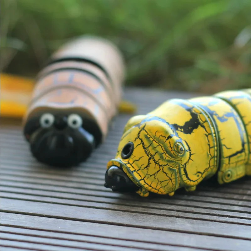 Caterpillar Remote Control Simulation Robot Toy - Image 4