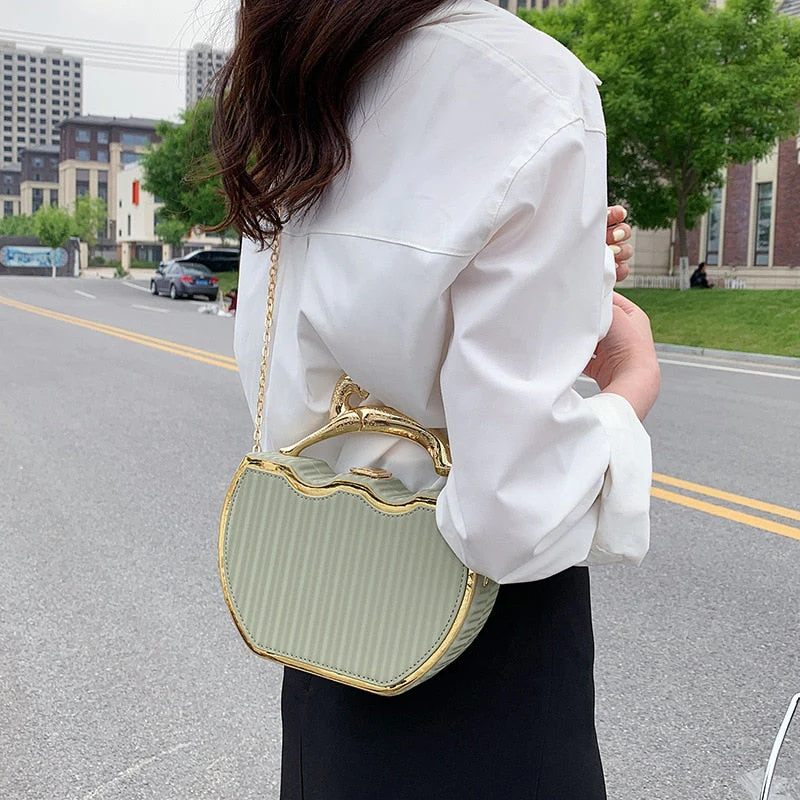 City Chic Stylish Crossbody Handbag - Image 6