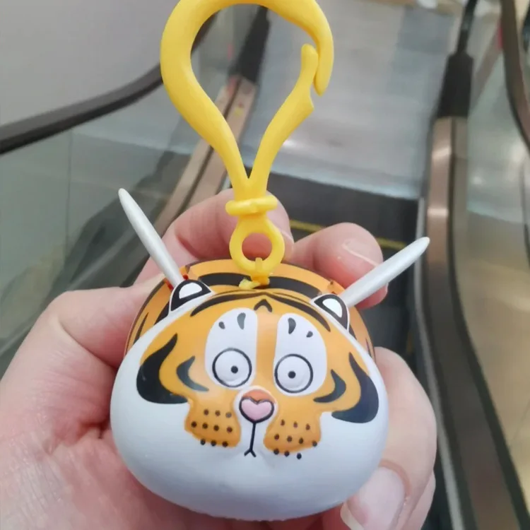 Confused Tiger Elastic Keychain Toy - Image 2
