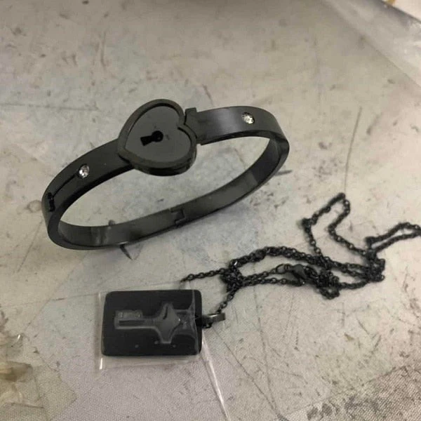 Couple Love Heart Lock Bracelet - Image 3