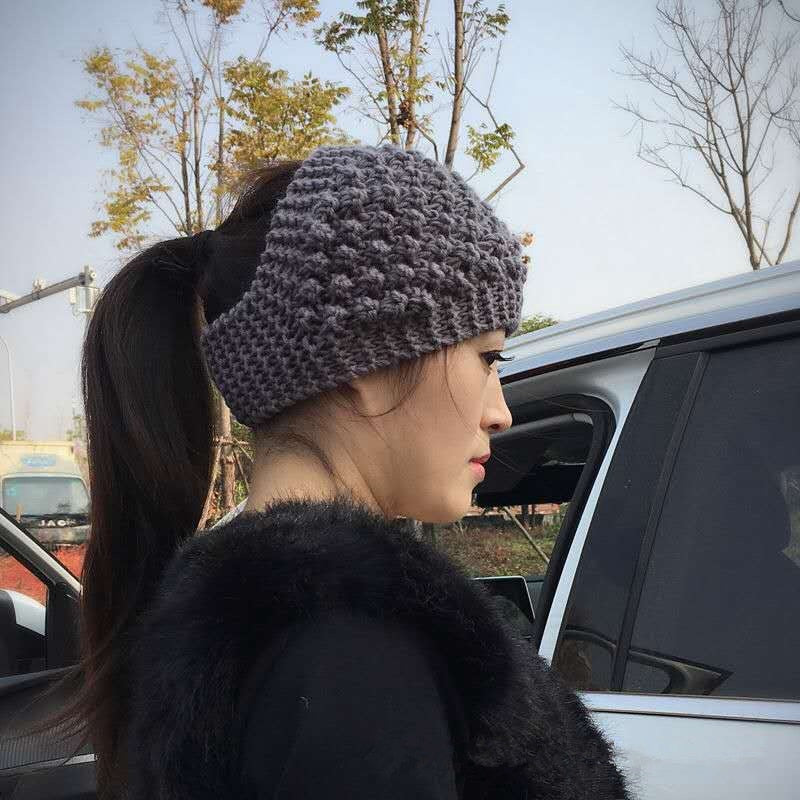 Cozy Crown Elastic Knitted Headband - Image 6