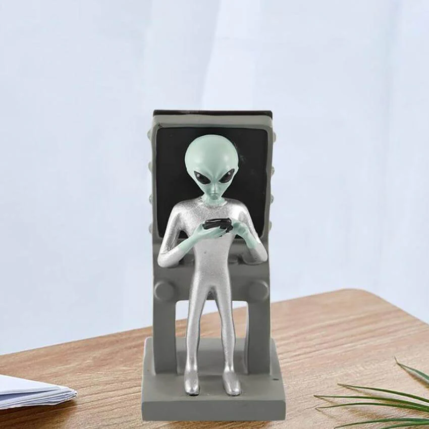 Creative Alien Phone Holder - Image 2