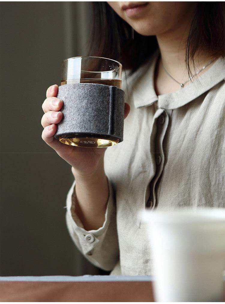 Creative Glass Tea Infuser with Wooden Lid - Image 4