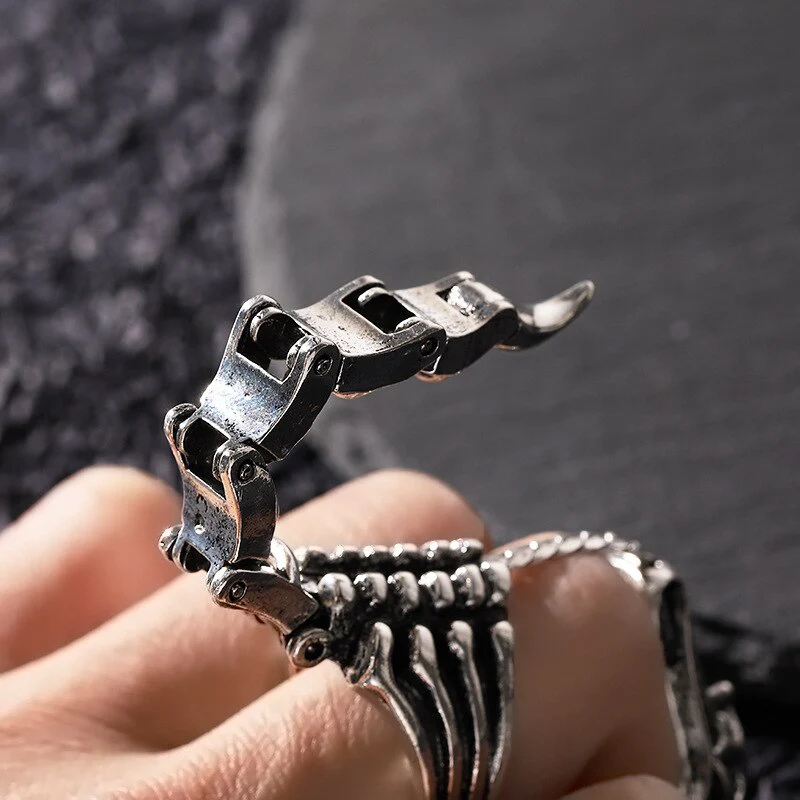 Creative Gothic Scorpion Ring - Image 3