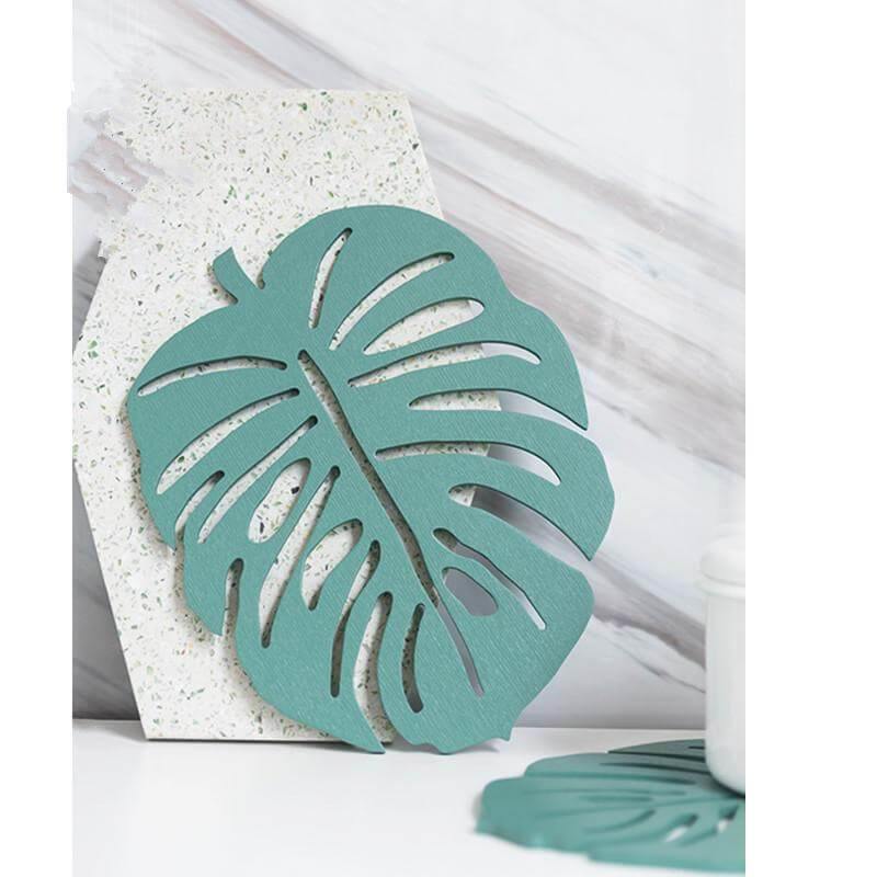 Creative Nordic Style Green Leaf Shape Wood Placemats - Image 2