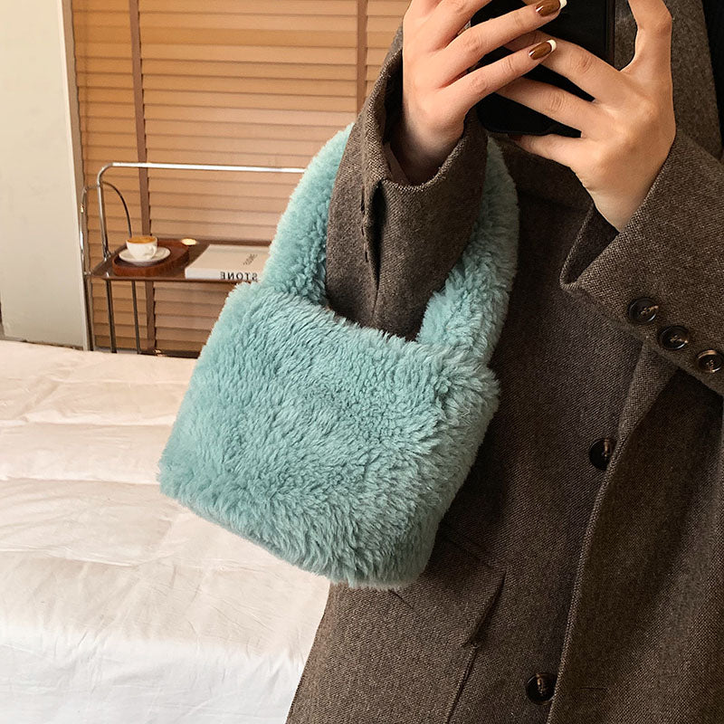 Cuddly Plush Mini Bucket Bag - Image 14