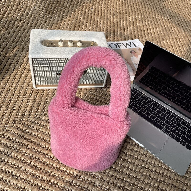 Cuddly Plush Mini Bucket Bag - Image 8