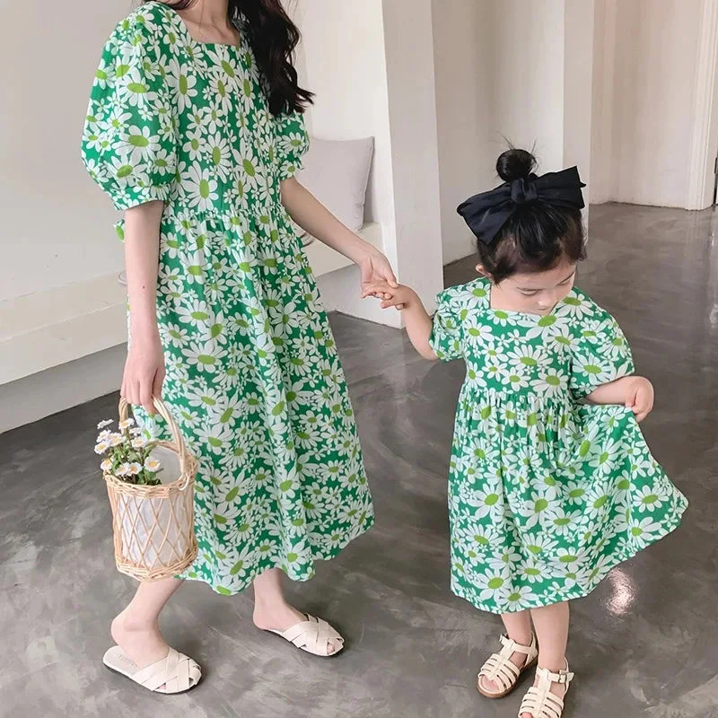 Cute Matching Mother Daughter Floral Print Sleeveless Top - Image 4