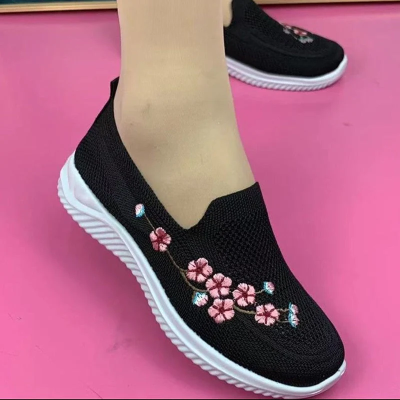 Daily Walk Lightweight Breathable Floral Sneakers - Image 4
