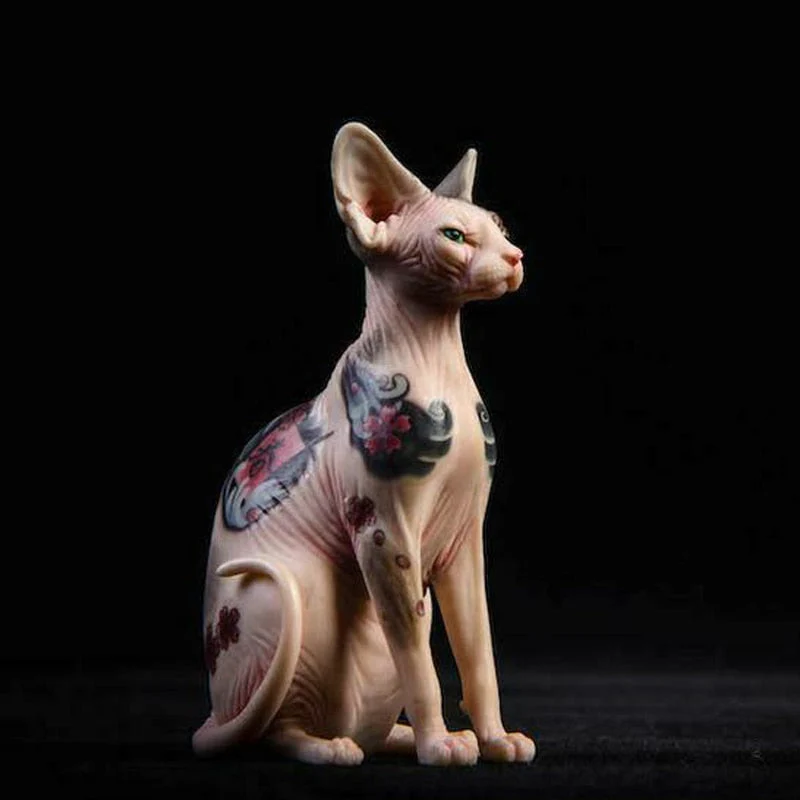 Decorative Tattooed Hairless Cat Figurine - Image 3