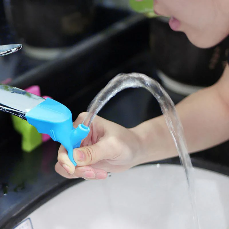 Elastic Kids Water Faucet Extension - Image 2