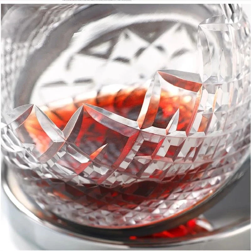 Elegant Crystal Spinning Glass Wine Decanter - Image 4