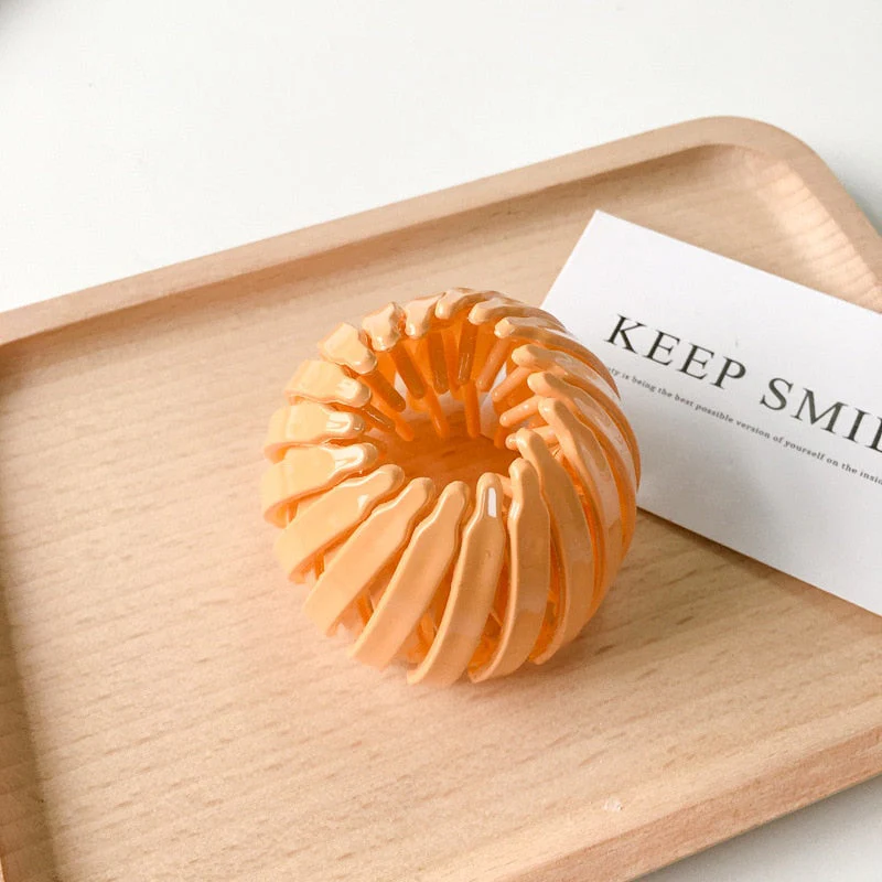 Elegant Easy Hair Bun Clip - Image 5