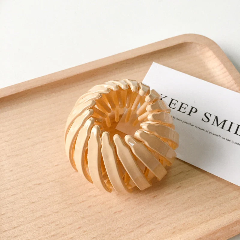 Elegant Easy Hair Bun Clip - Image 7