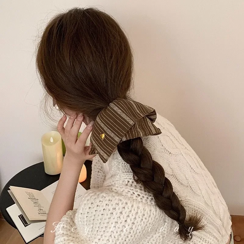 Elegant Ribbon Style Hair Tie - Image 4