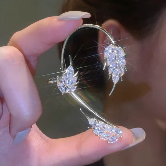 Elegant Sparkling Zircon Fairy Wings Earrings - Image 7