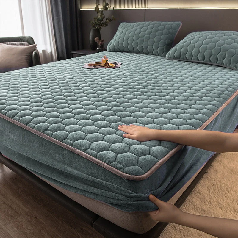 Elegant Velvet Thick Mattress Cover - Image 11