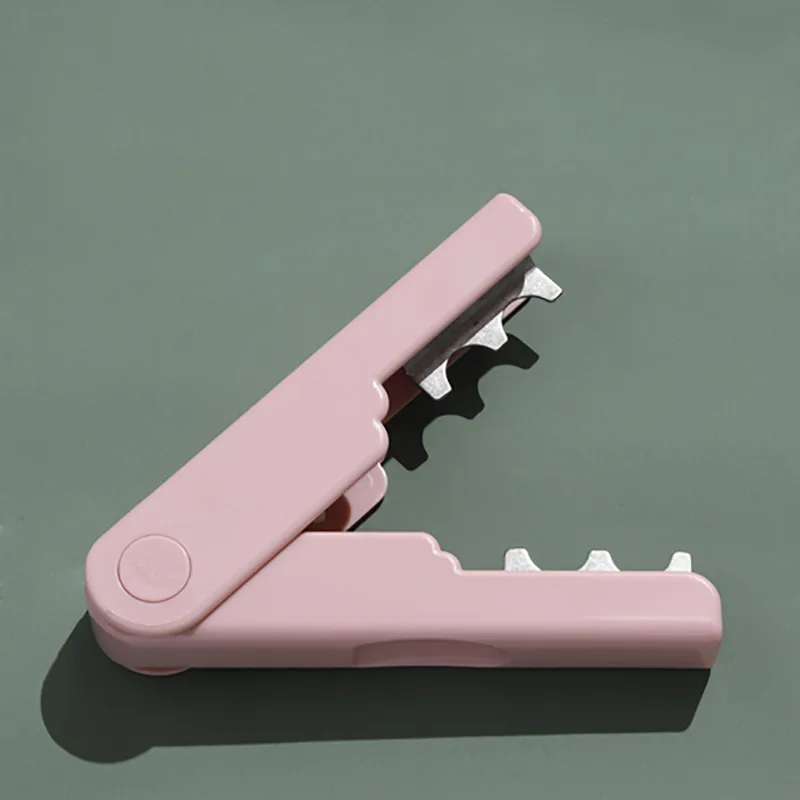 Ergonomic Flower Stem Thorn Cutter - Image 9