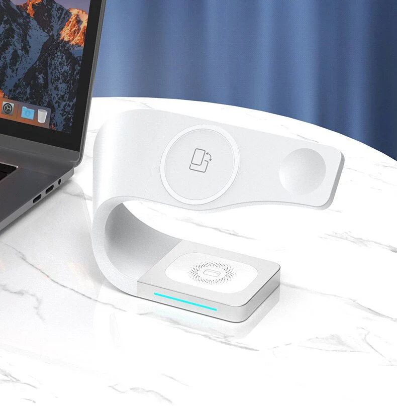 Fast Charging Compact iPhone Magnetic Charging Deck - Image 8