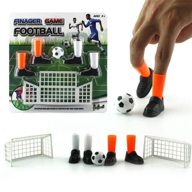 Finger Soccer Party Toy Set - Image 2