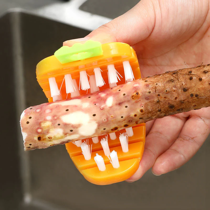 Flexible Vegetable Cleaning Brush - Image 4
