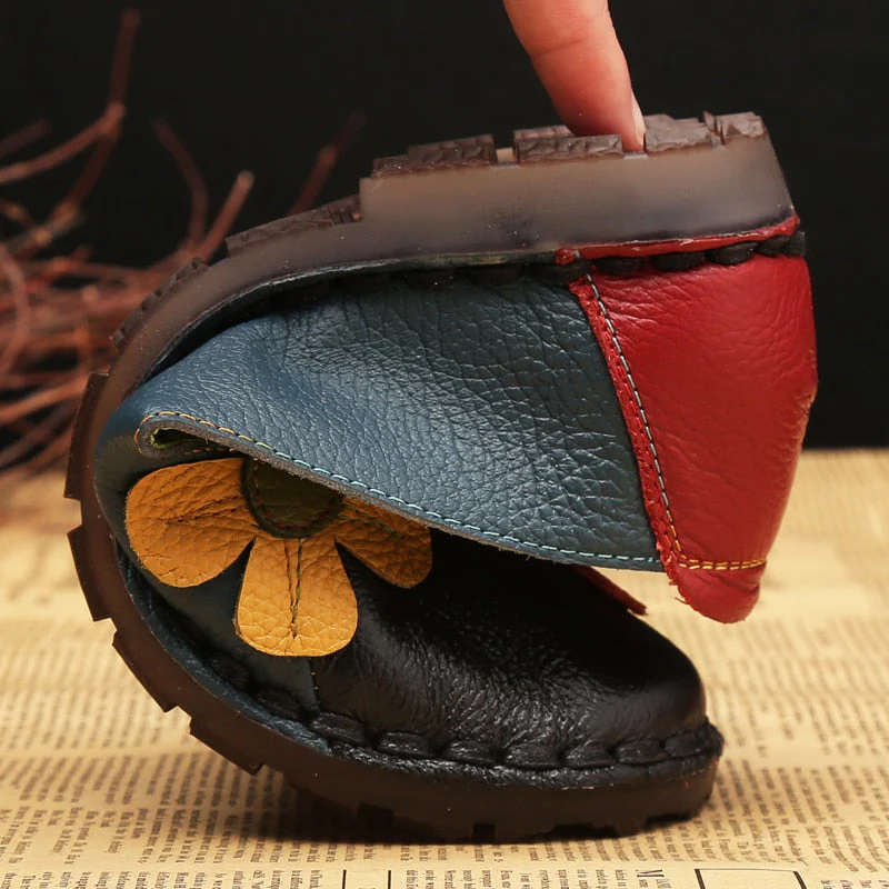 Flower Design Round Toe Mixed Color Flat Shoes - Image 6