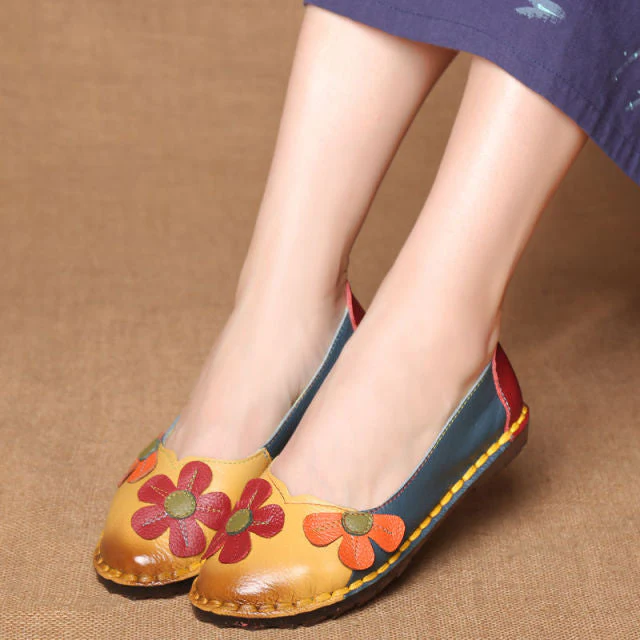Flower Design Round Toe Mixed Color Flat Shoes - Image 7