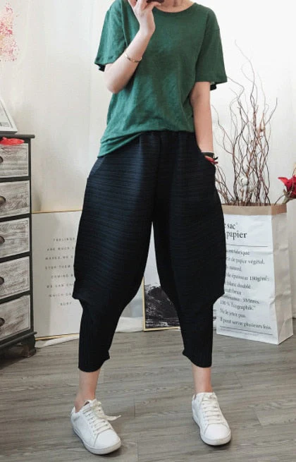 Fried Chicken Acrylic Pants for Women - Image 7