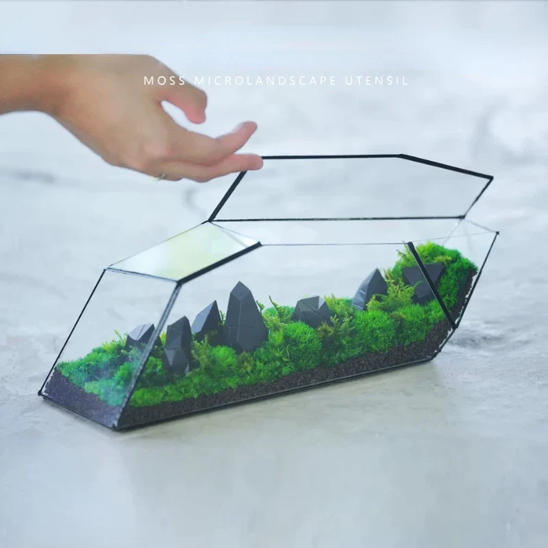 Geometric Glass Moss Planter Terrarium Vase - Image 4