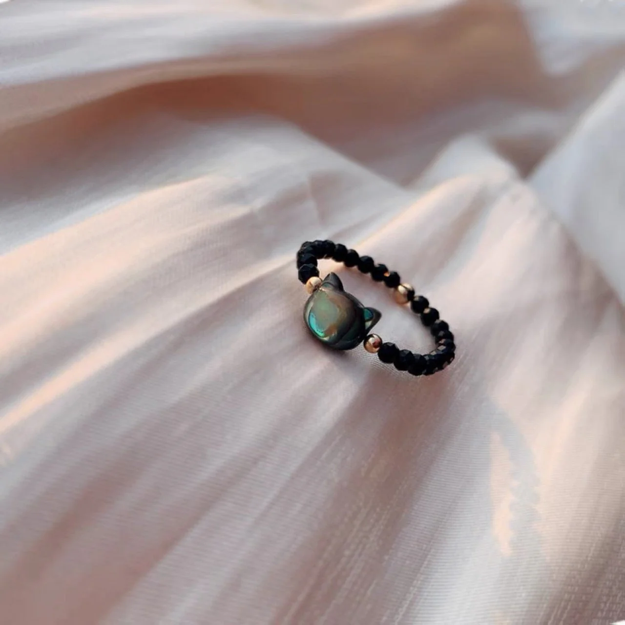 Good Fortune Lucky Cat Ring - Image 3