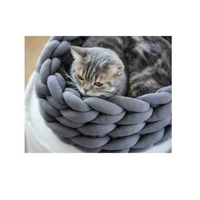 Handmade Knit Pet Bed - Image 3